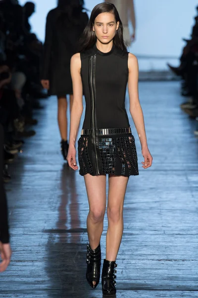 Look 27